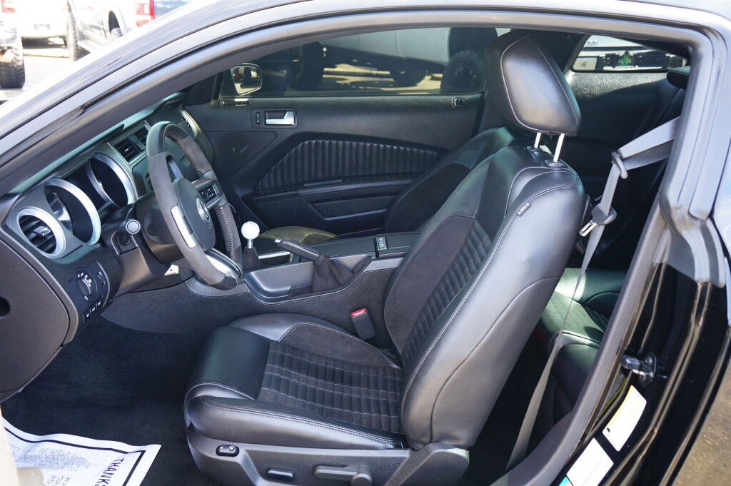 Used 2012 Ford Mustang Shelby GT500 w/ SVT Performance Pkg image 25