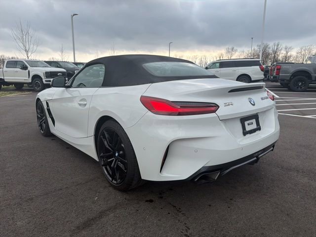 Used 2022 BMW Z4 M40i w/ Premium Package image 14