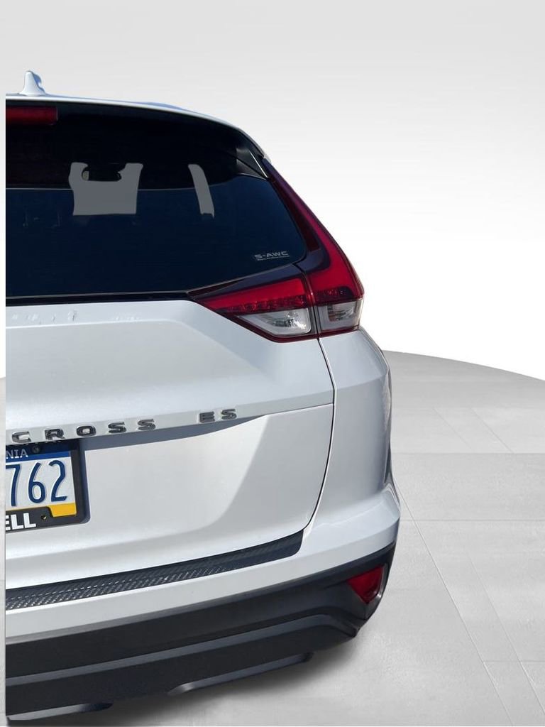 Used 2022 Mitsubishi Eclipse Cross ES image 23