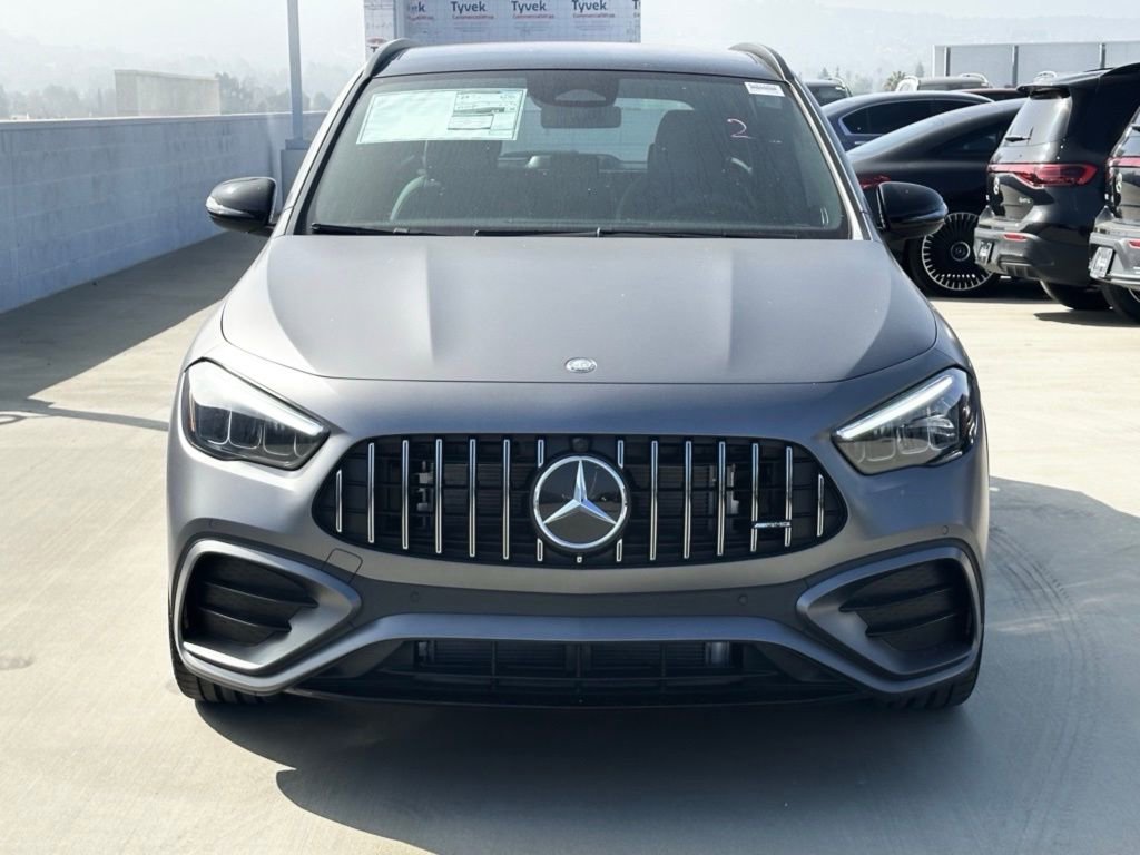 New 2025 Mercedes-Benz GLA 35 AMG 4MATIC image 5