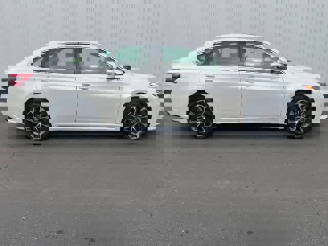 Used 2018 Toyota Avalon XLE Premium image 7