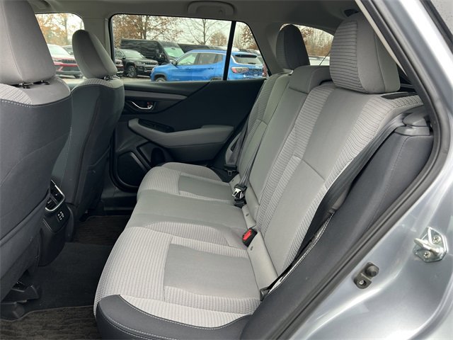 Used 2023 Subaru Outback Premium image 5