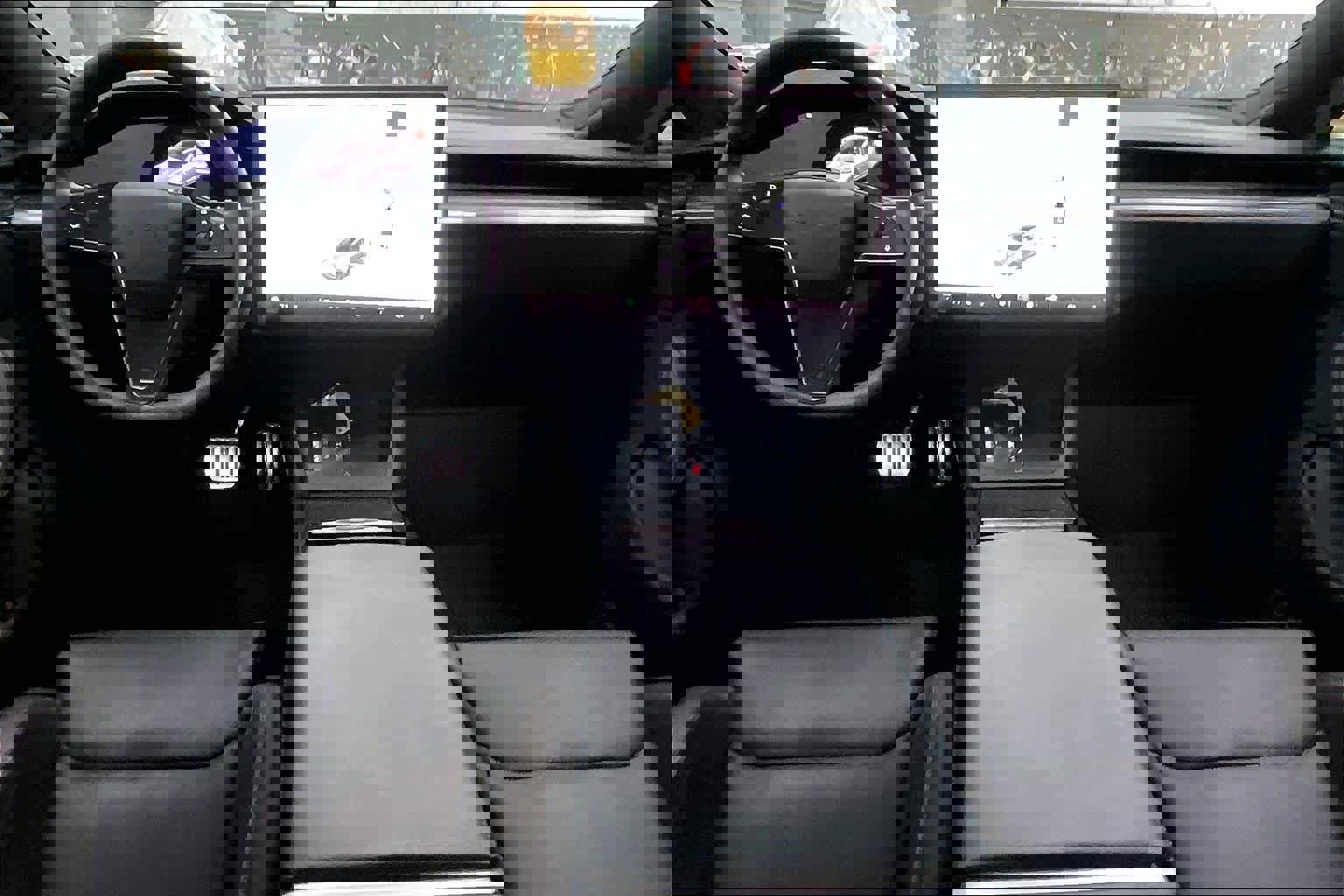 Used 2025 Tesla Model S Plaid image 18