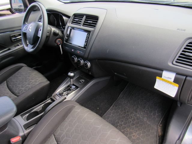 Used 2024 Mitsubishi Outlander Sport ES AWD/4WD image 10