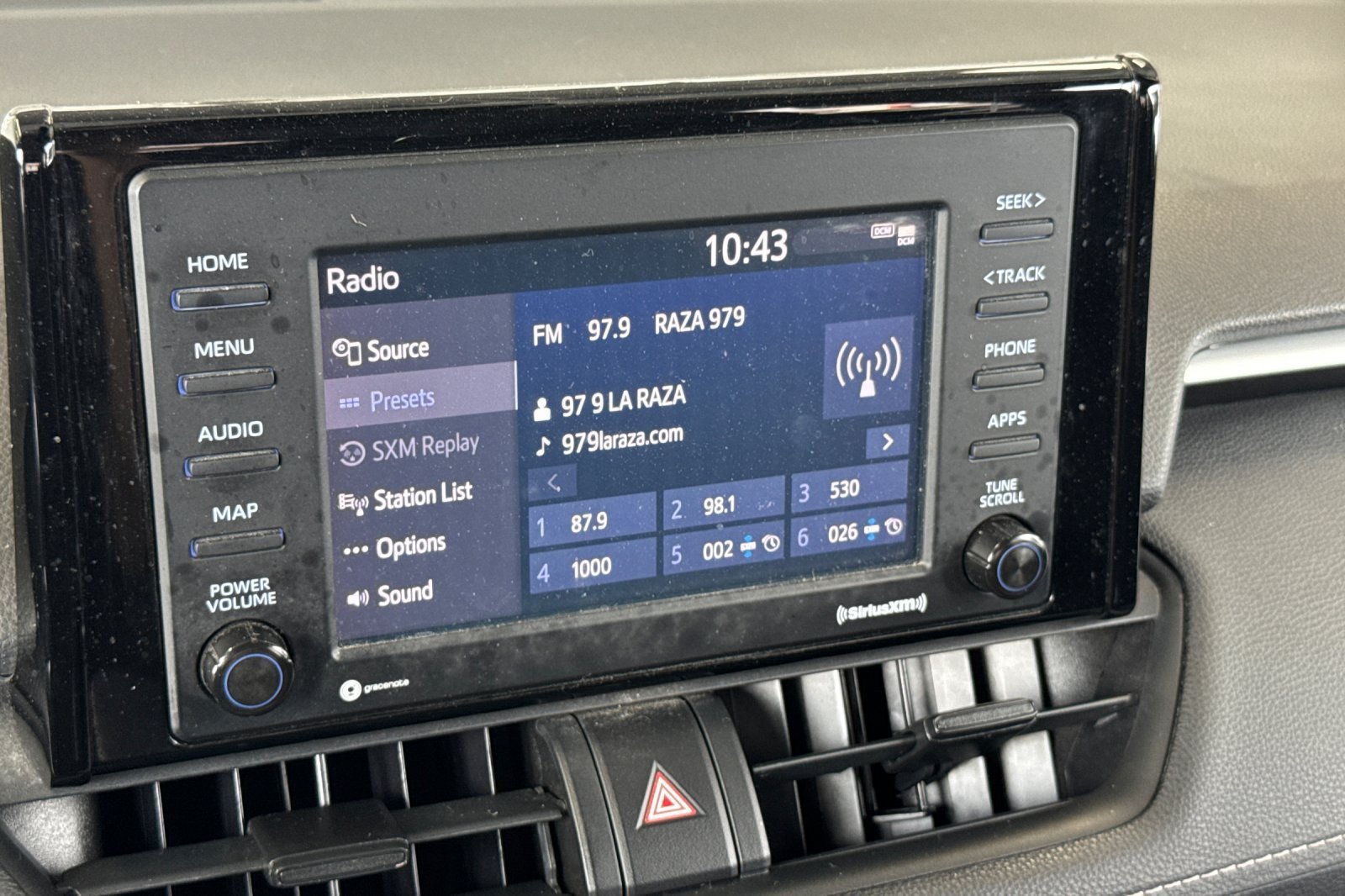 Certified 2021 Toyota RAV4 XLE AWD/4WD image 17