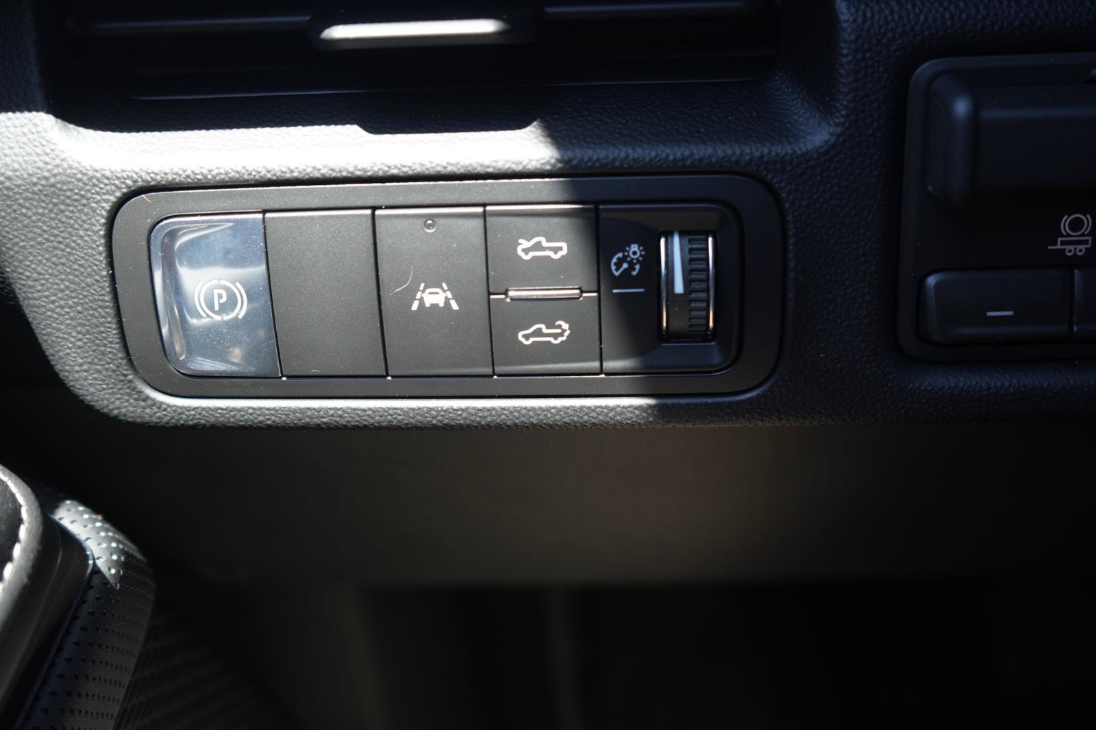 New 2026 GMC Sierra EV Elevation AWD/4WD image 22