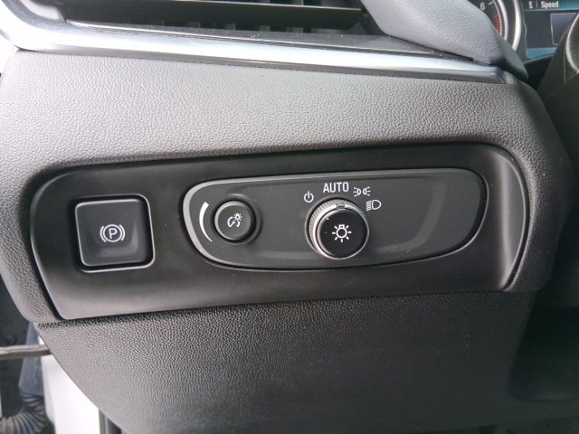 Used 2019 Buick Enclave Essence image 15