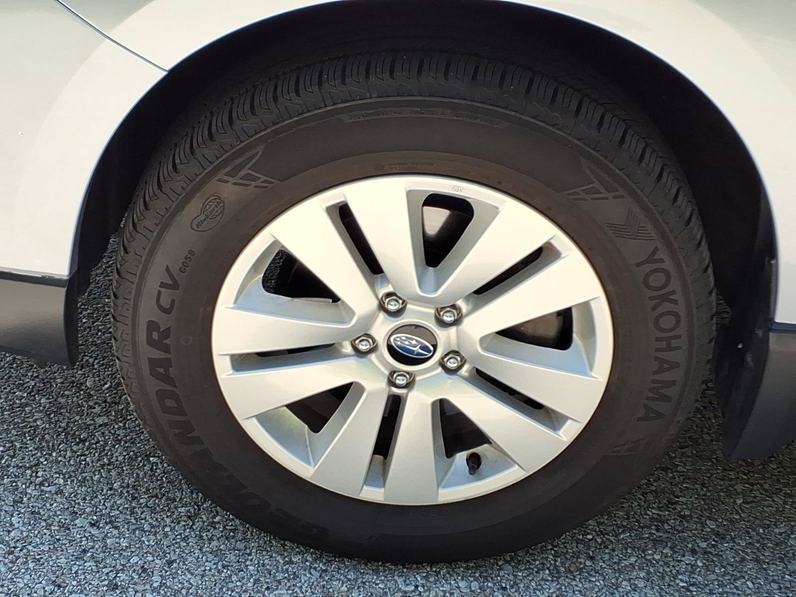 Used 2019 Subaru Outback 2.5i Premium AWD/4WD image 29