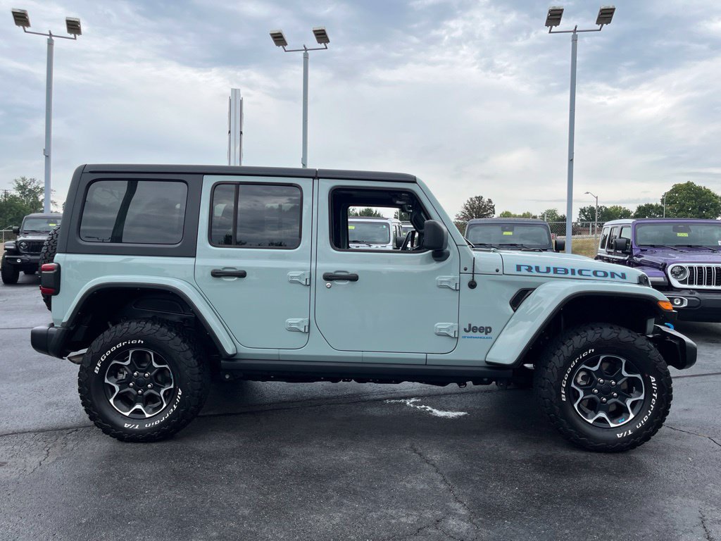 Used 2023 Jeep Wrangler Unlimited Rubicon 4xe w/ Cold Weather Group AWD/4WD image 67