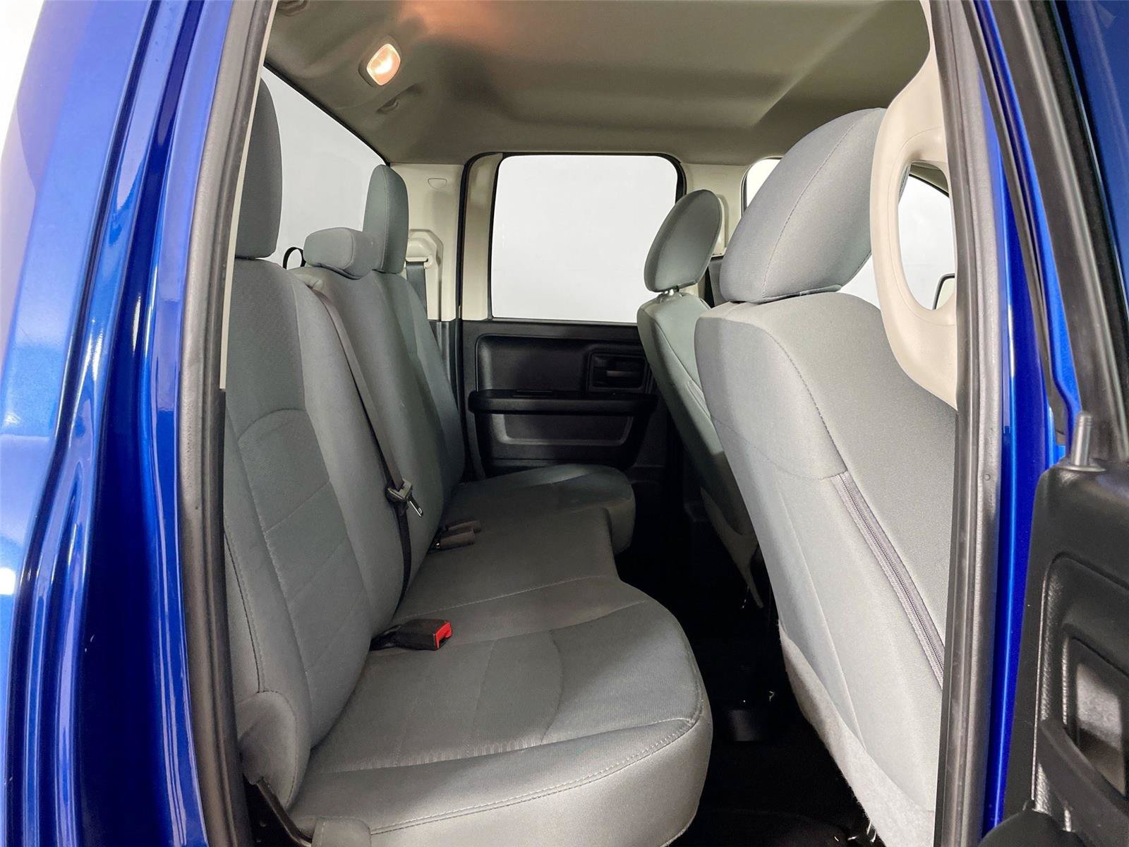 Used 2017 RAM 1500 Express AWD/4WD image 25