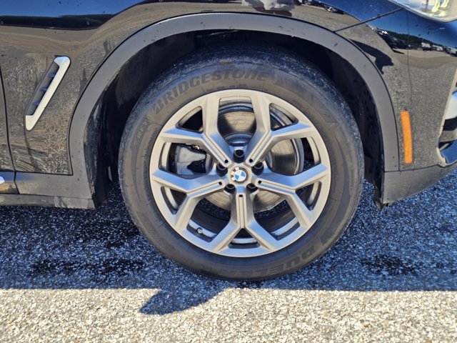 Used 2020 BMW X3 xDrive30i w/ Driving Assistance Package AWD/4WD image 5