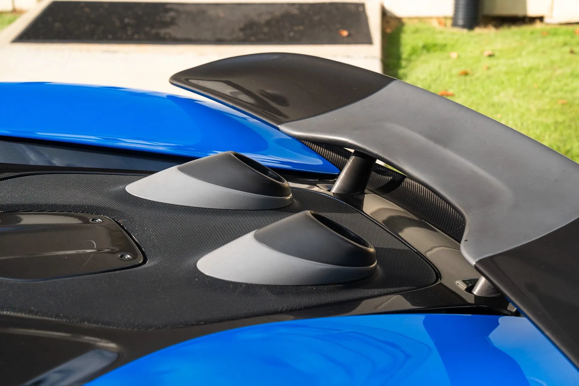 Used 2019 McLaren 600LT RWD image 22