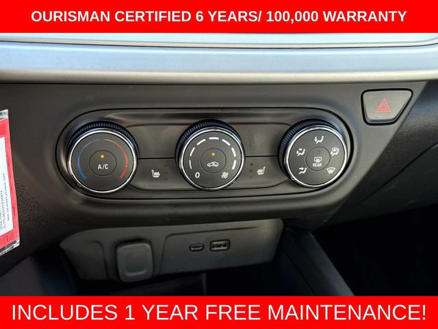 Used 2024 Chevrolet Trax RS FWD image 24