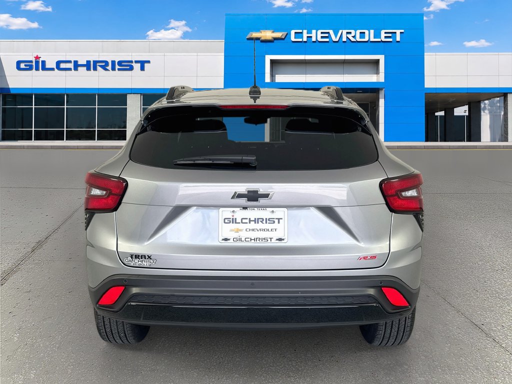 Used 2025 Chevrolet Trax RS w/ Sunroof Package FWD image 7