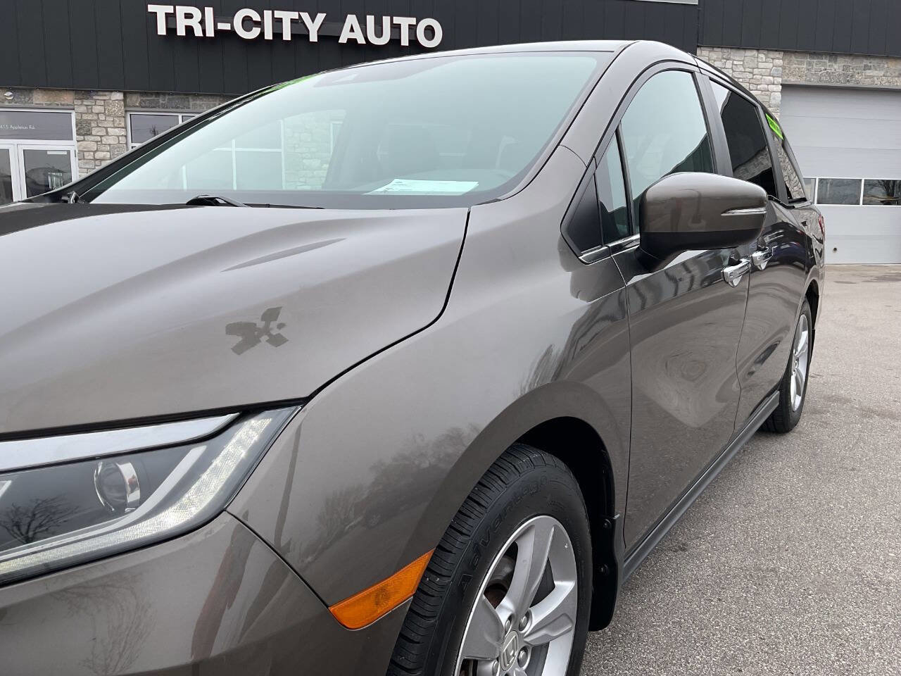 Used 2018 Honda Odyssey EX image 2