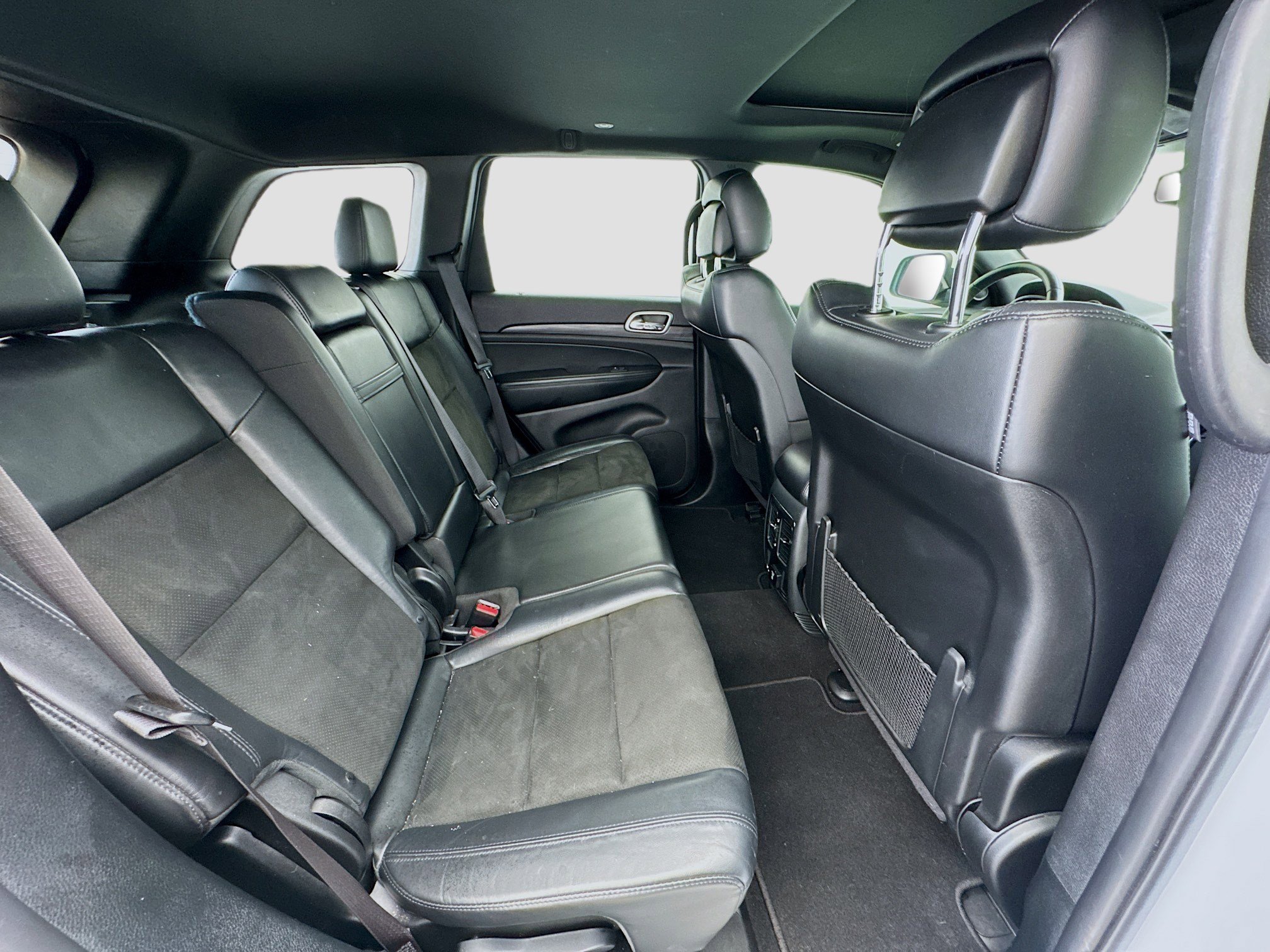 Used 2019 Jeep Grand Cherokee Altitude RWD image 19