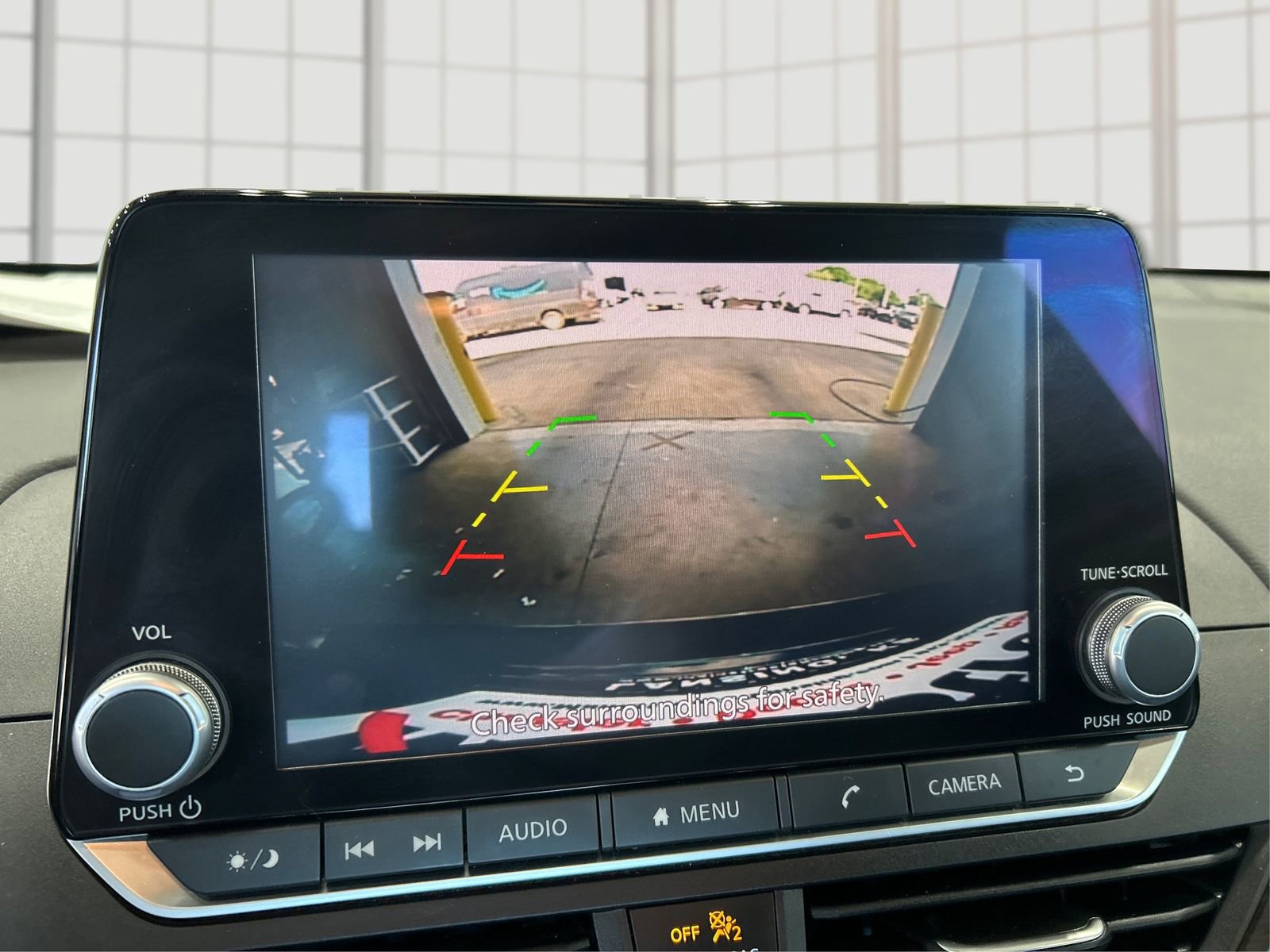 Used 2024 Nissan Altima 2.5 SV FWD image 26