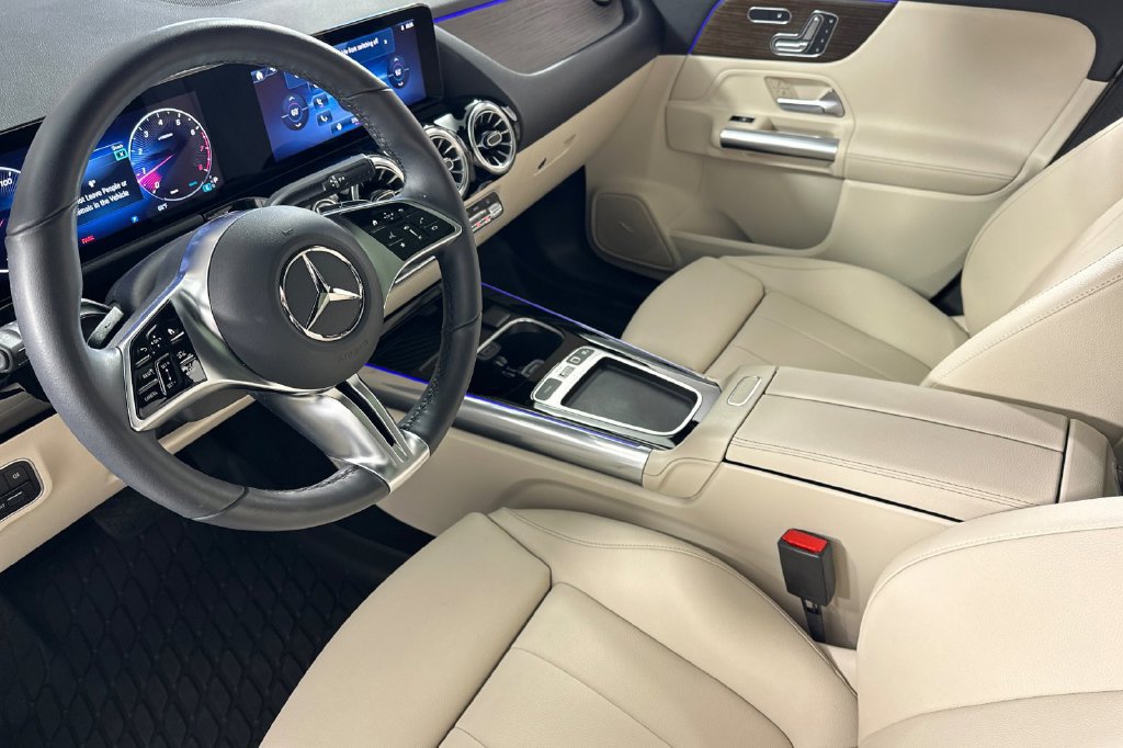 Certified 2026 Mercedes-Benz GLA 250 4MATIC image 12
