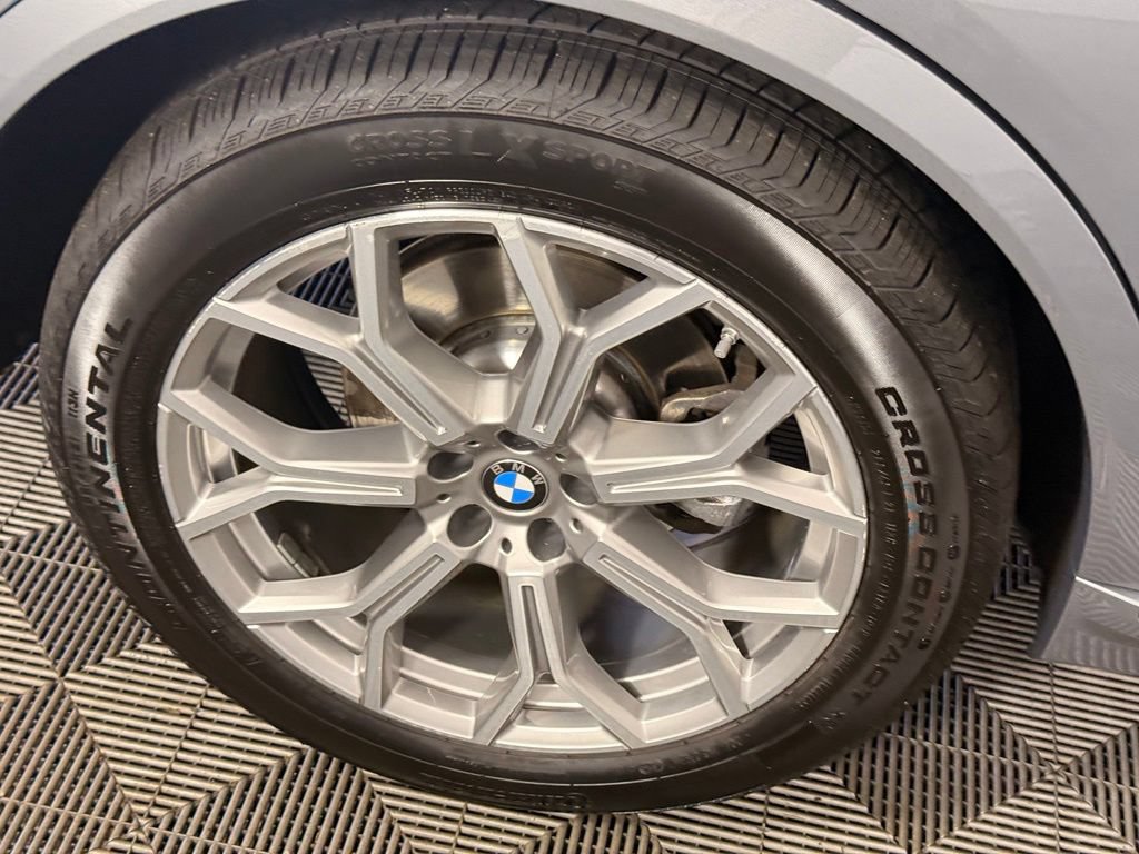 Used 2026 BMW X7 xDrive40i AWD/4WD image 24