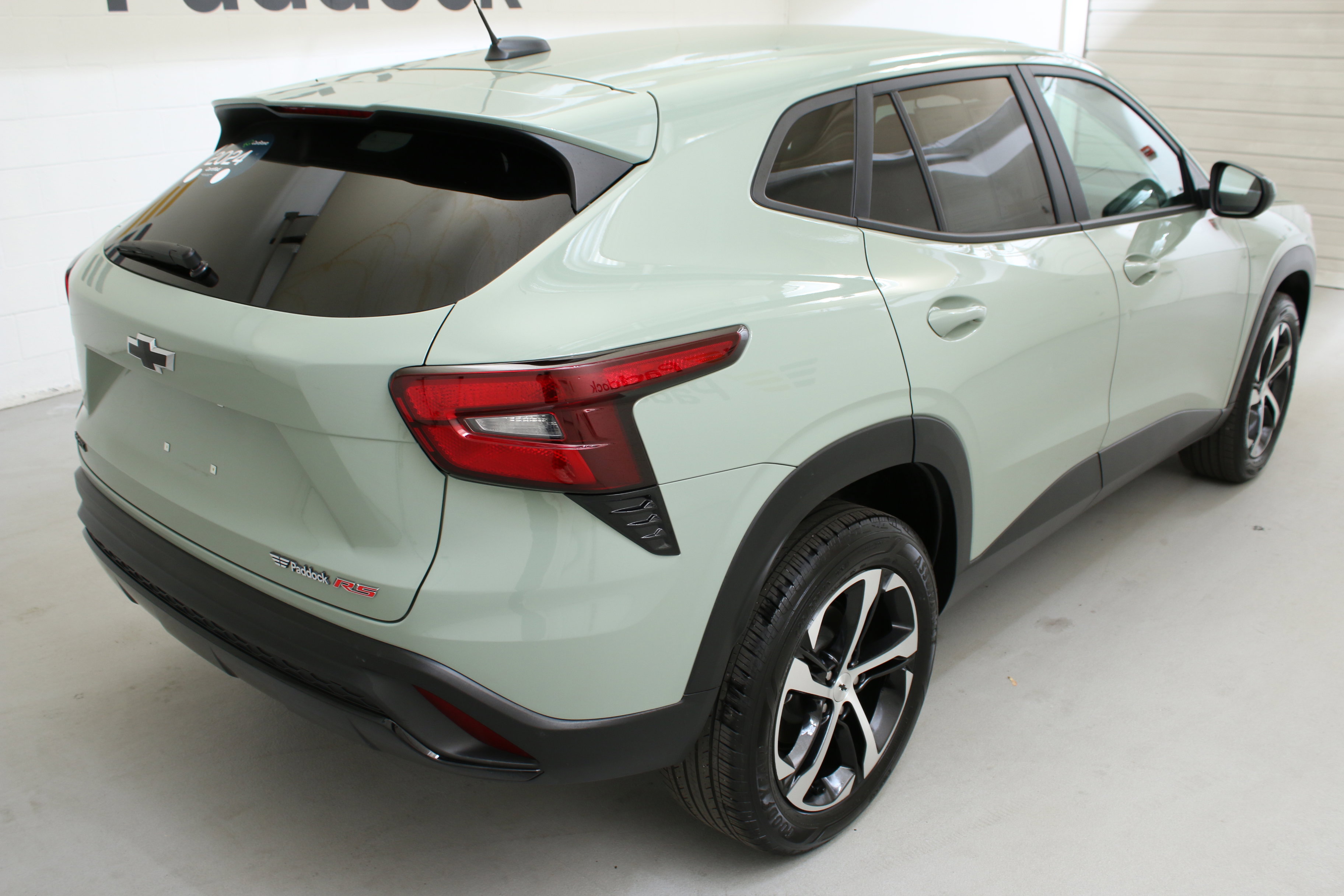 Certified 2024 Chevrolet Trax RS FWD image 9