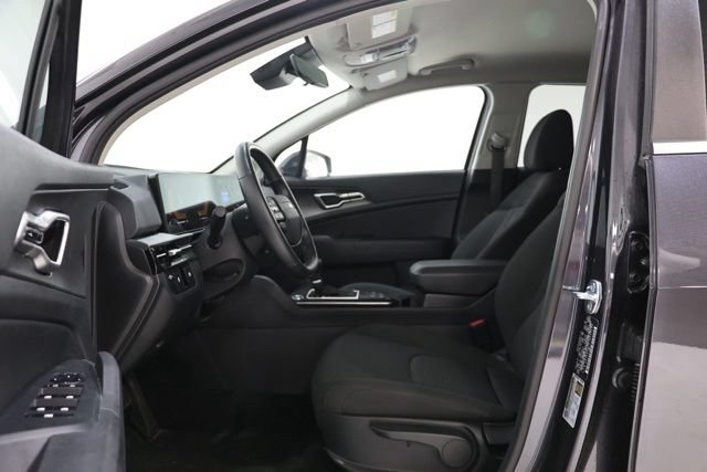 Used 2026 Kia Sportage LX FWD image 17