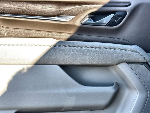 Used 2021 GMC Yukon Denali w/ Denali Premium Package image 13