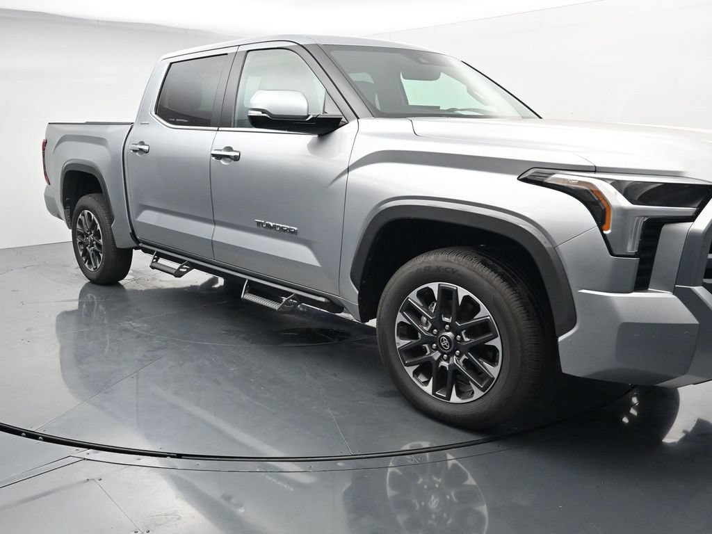 Used 2026 Toyota Tundra Limited AWD/4WD image 2
