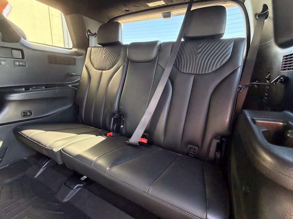 Used 2023 Hyundai Palisade Calligraphy w/ Cargo Package AWD/4WD image 23