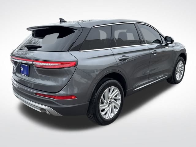 Used 2025 Lincoln Corsair FWD image 6