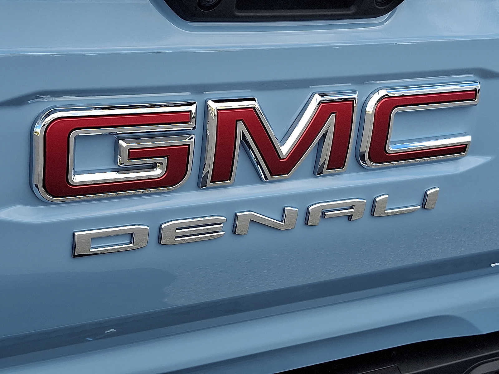 New 2026 GMC Canyon Denali image 24