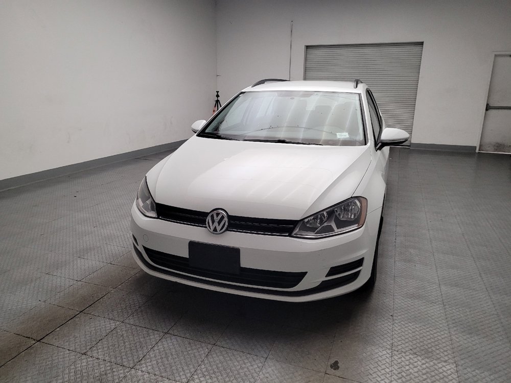 Used 2017 Volkswagen Golf S FWD image 15
