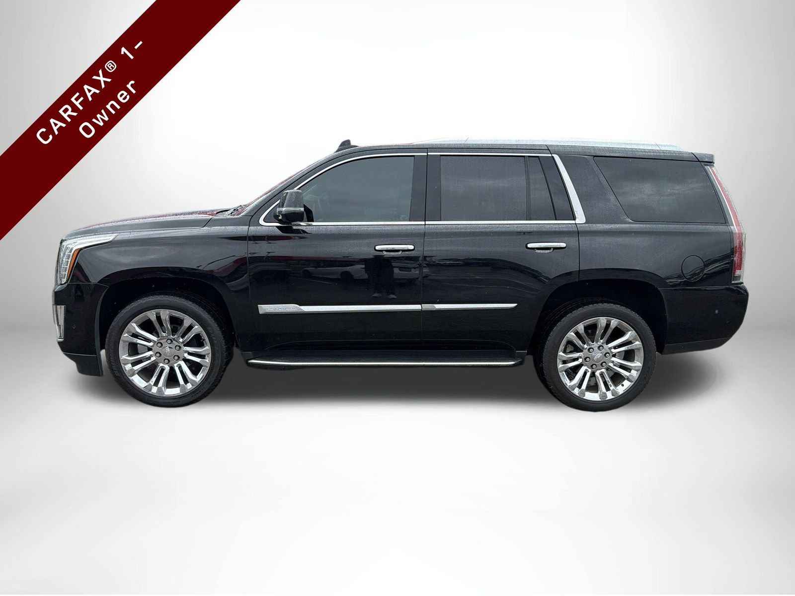 Used 2020 Cadillac Escalade Luxury w/ LPO, Radiant Package AWD/4WD image 3