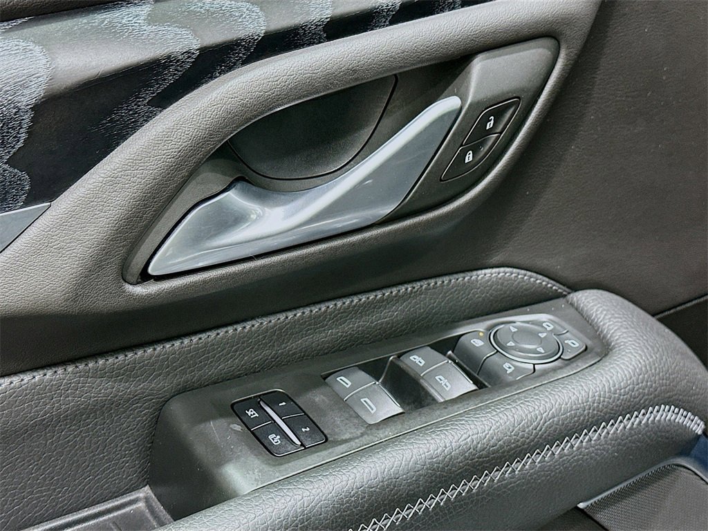 Used 2022 GMC Yukon Denali image 17