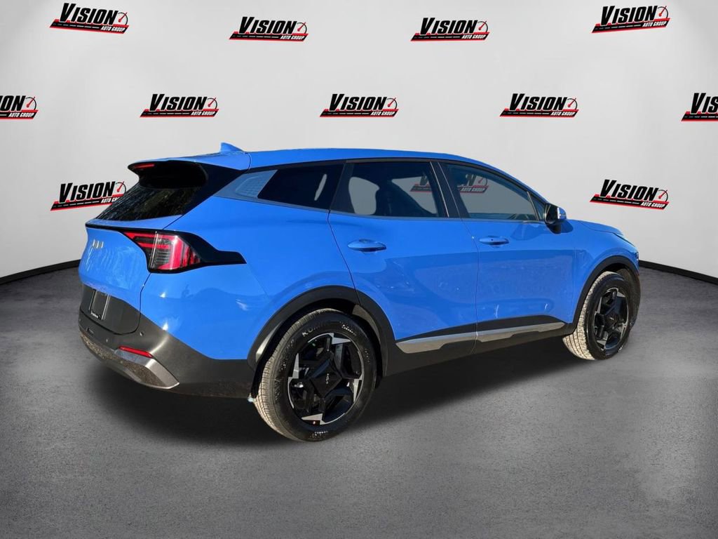 New 2026 Kia Sportage EX image 5