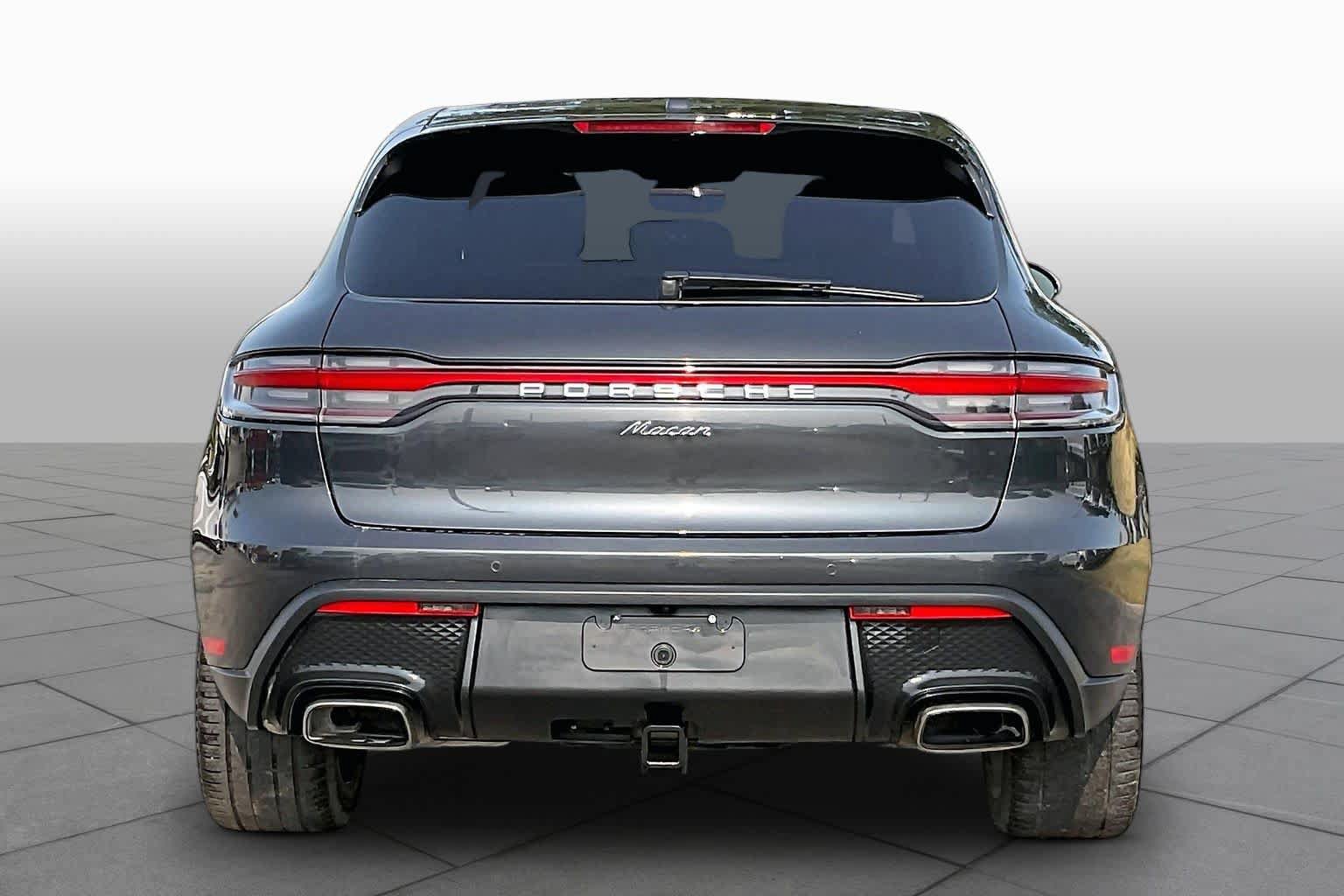 Used 2024 Porsche Macan AWD/4WD image 5