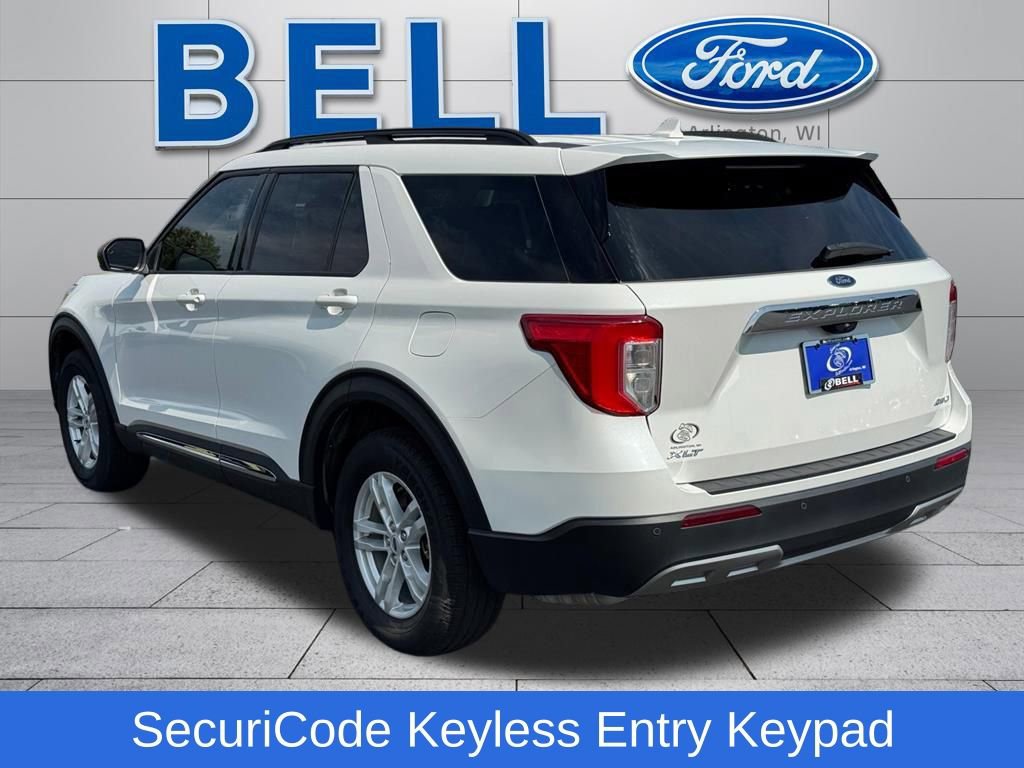 Used 2023 Ford Explorer XLT w/ Equipment Group 202A image 3