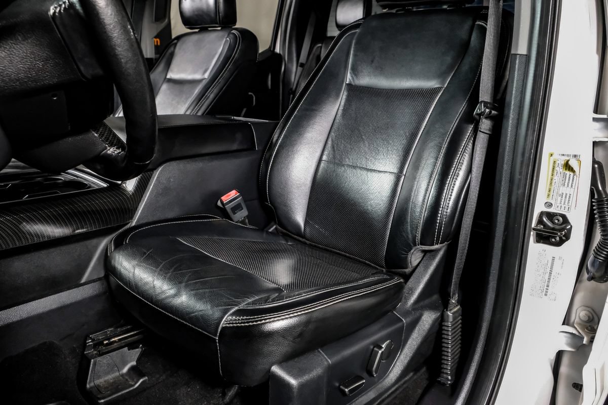 Used 2019 Ford F250 Lariat w/ Lariat Ultimate Package AWD/4WD image 29