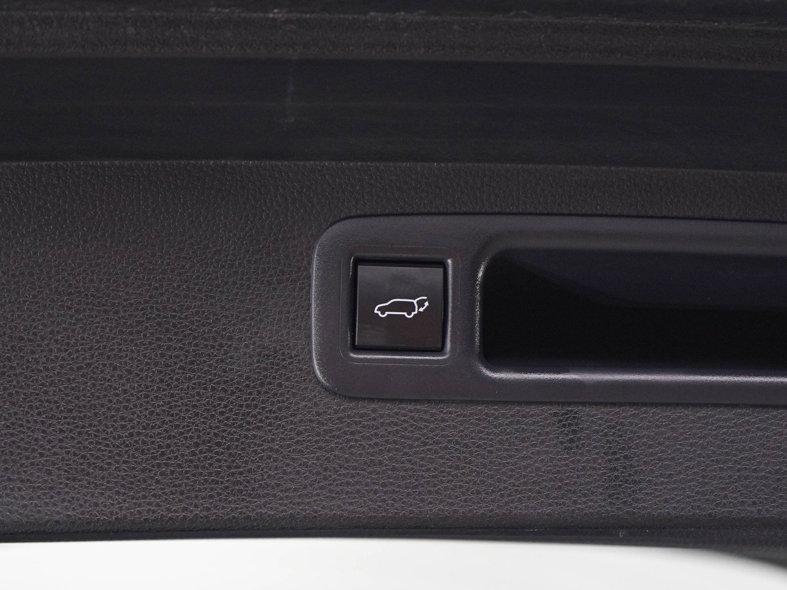 Used 2026 Toyota Highlander Platinum AWD/4WD image 18