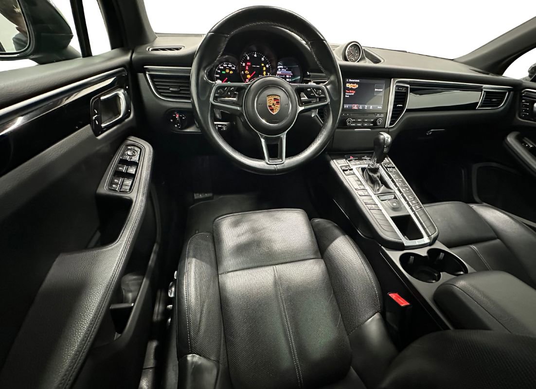 Used 2018 Porsche Macan image 20