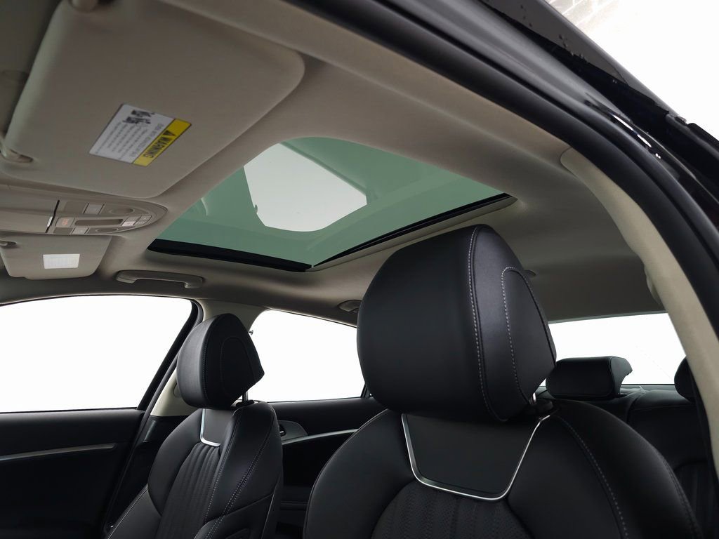 New 2026 Genesis G70 2.5T Prestige image 13