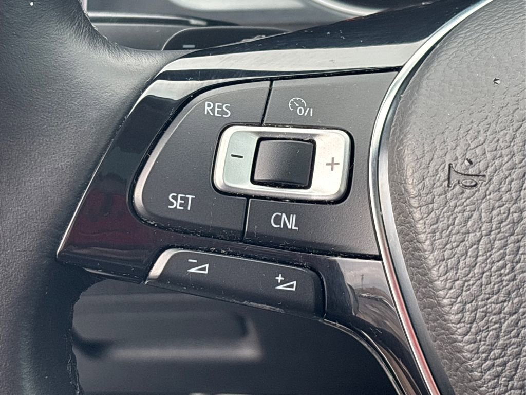 Used 2018 Volkswagen Golf Alltrack SE image 34