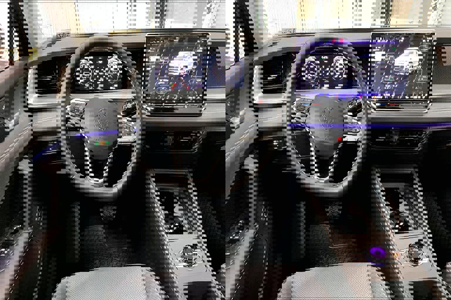 New 2026 Volkswagen Tiguan SE image 15