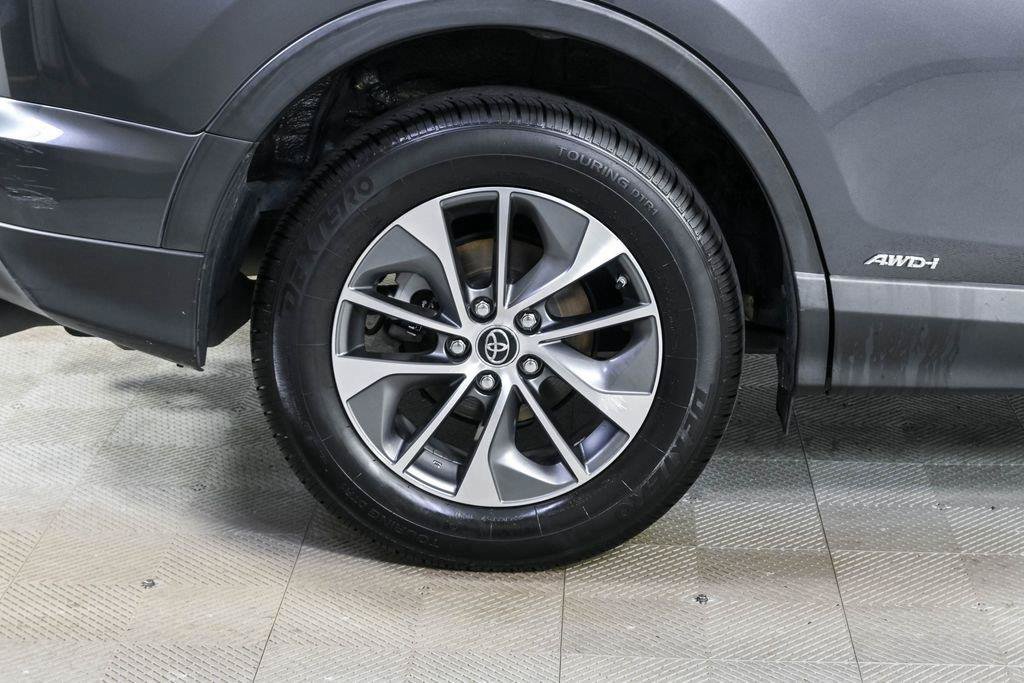 Used 2018 Toyota RAV4 XLE w/ Convenience Package AWD/4WD image 37