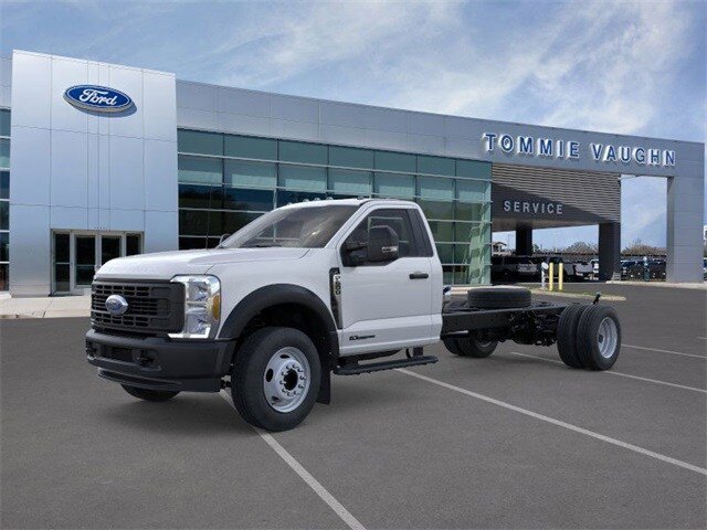 New 2025 Ford F600 2WD Regular Cab Super Duty
