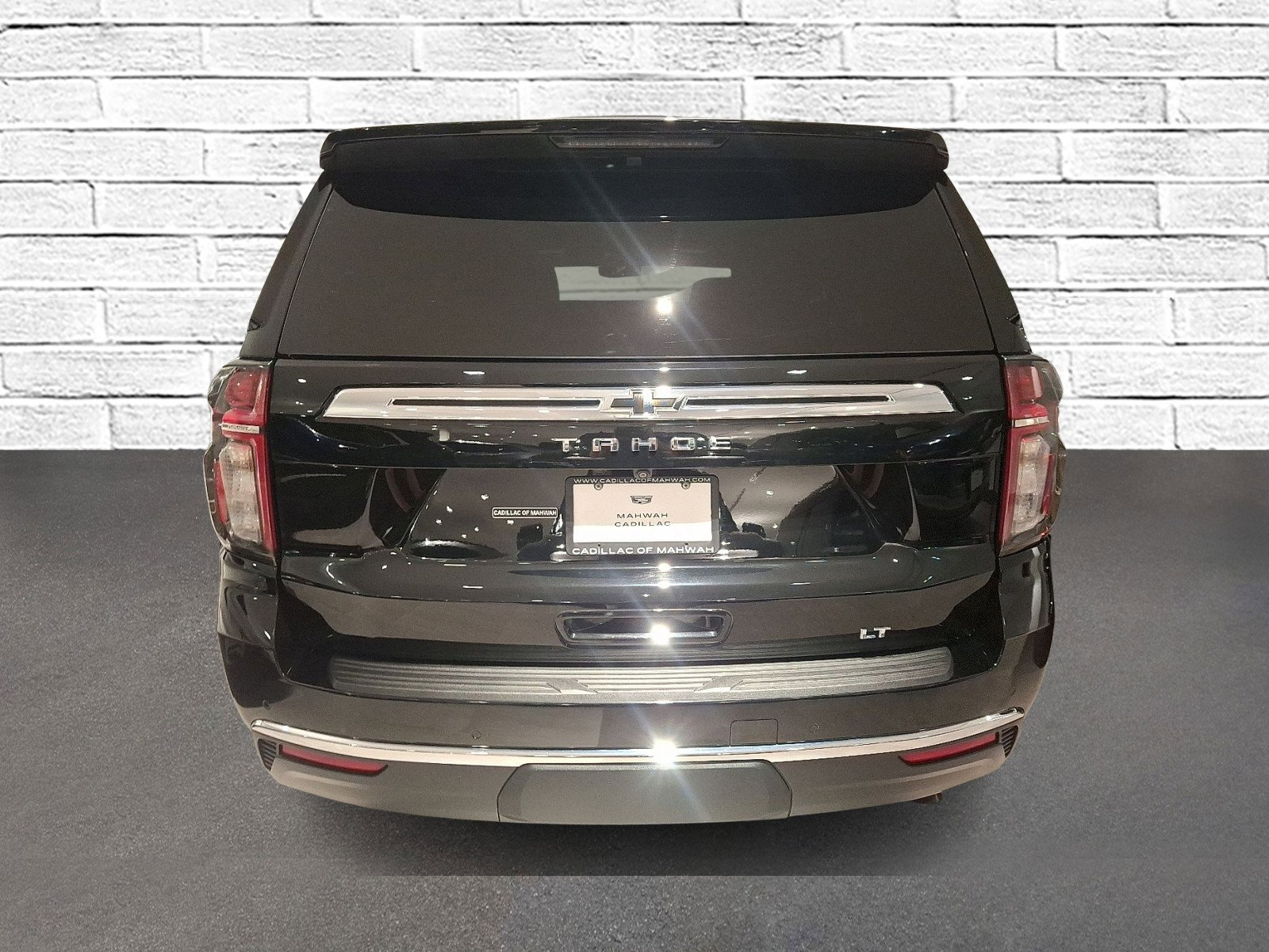 Used 2022 Chevrolet Tahoe LT w/ LT Signature Plus Package image 6