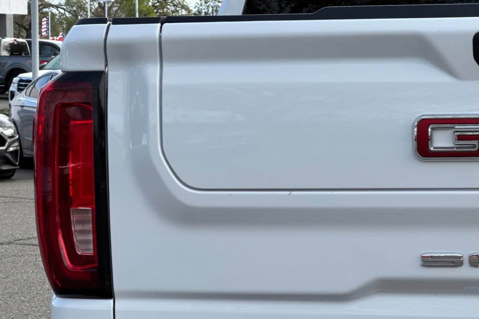 Used 2024 GMC Sierra 1500 SLT AWD/4WD image 47