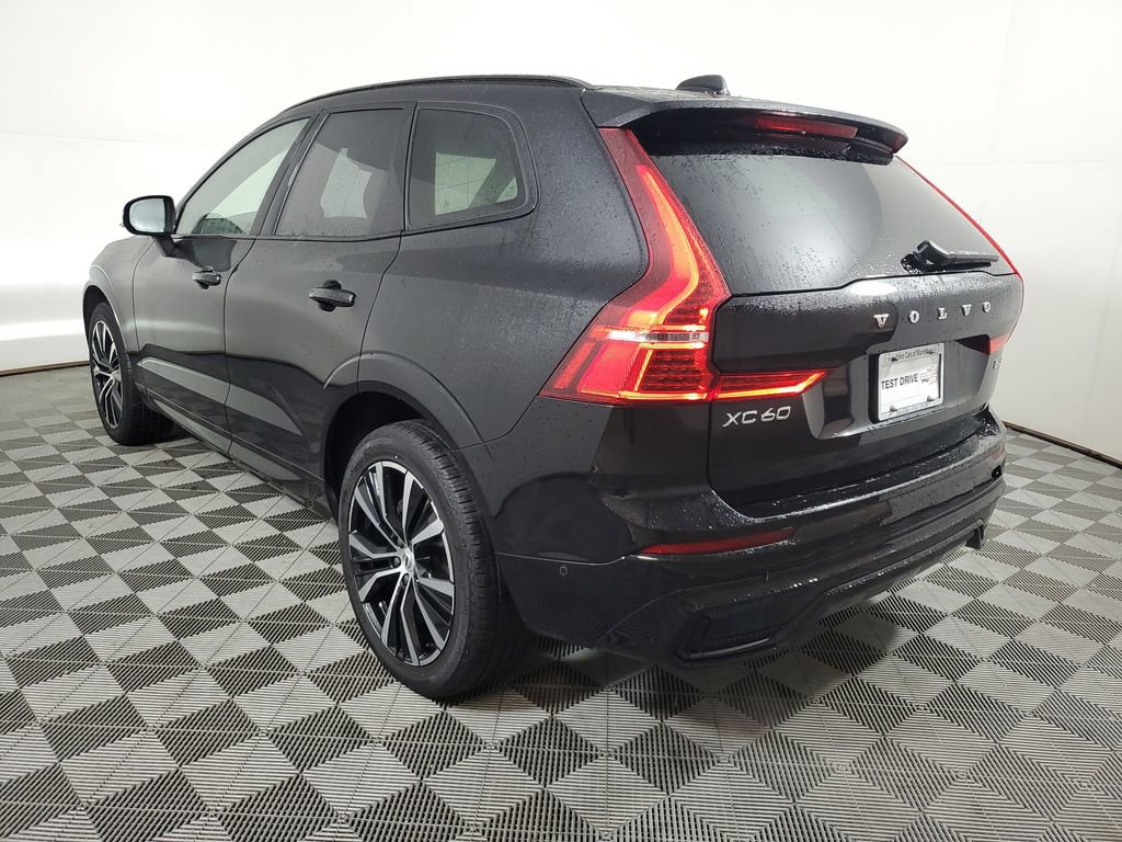 Certified 2025 Volvo XC60 B5 Plus image 6