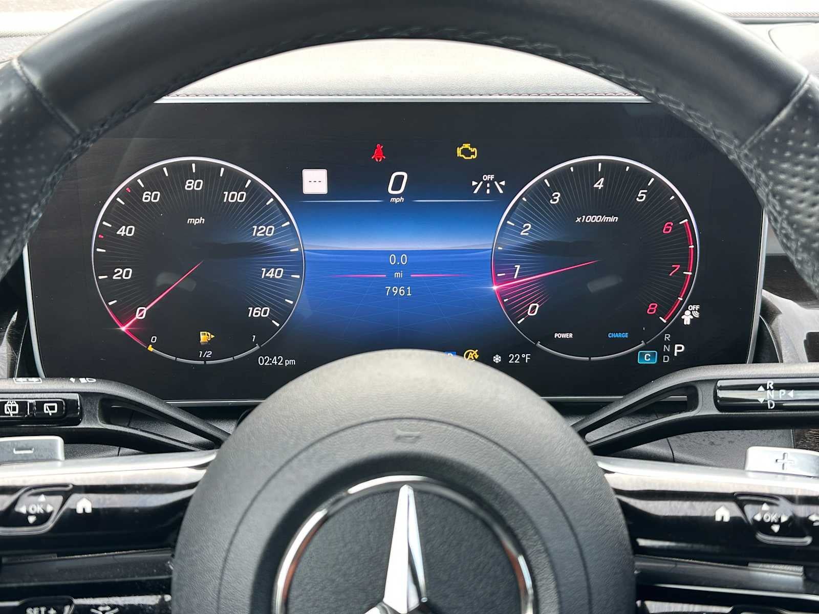Used 2024 Mercedes-Benz GLC 300 4MATIC image 24