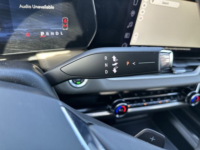 Used 2025 Chevrolet Equinox LT w/ Convenience Package II image 24