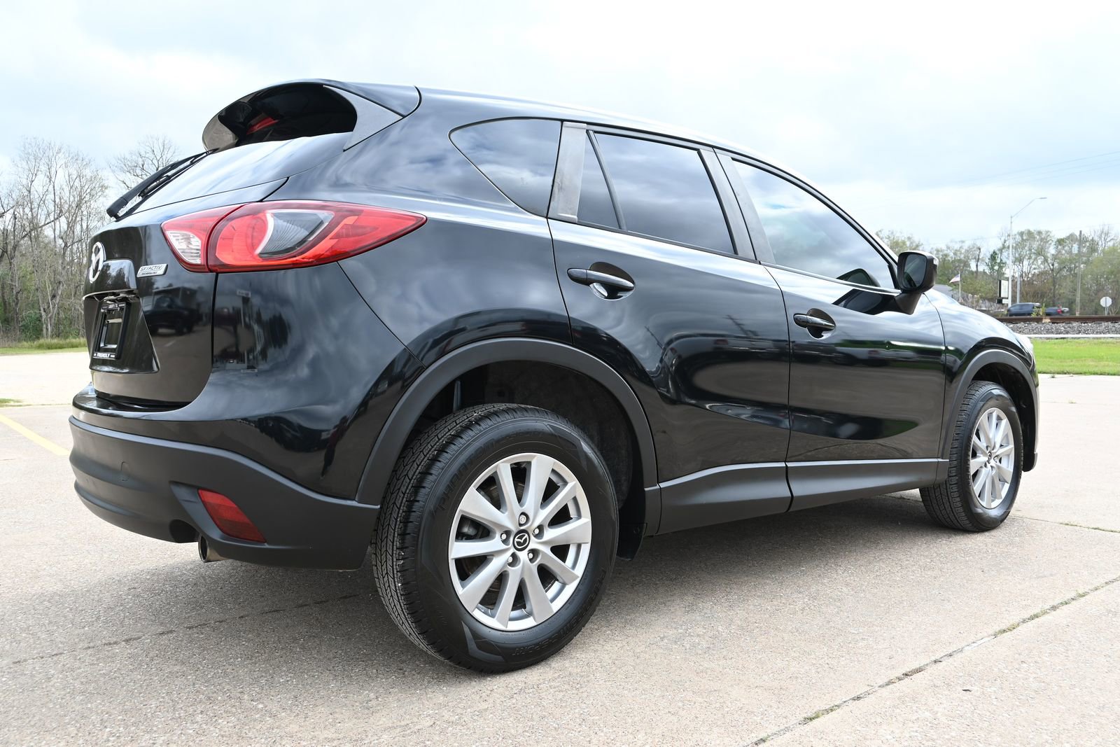 Used 2016 MAZDA CX-5 Touring image 3
